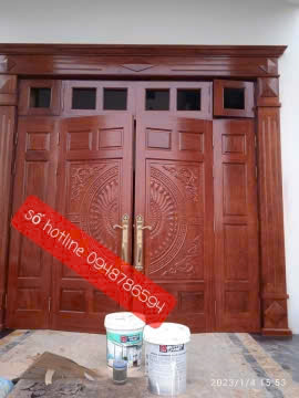 Giải Mã Quy Trình Sơn Cửa Gỗ 7 Bước Chuẩn Xưởng: Dân Trong Nghề Mới Biế